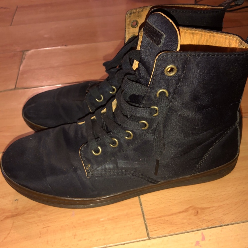 DR.MARTENS CAIRO CANVAS CHUKKA BOOTS